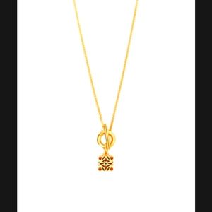 Loewe, Anagram Pendent in Gold